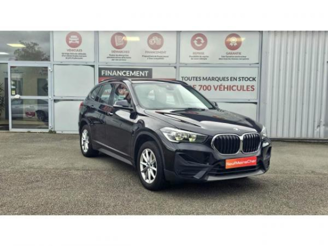 BMW X1 Lounge 16dA + Harman Kardon + Attelage Amovible + Sieges AV Chauffant