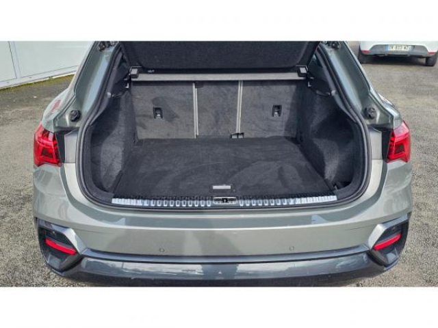 AUDI Q3 SPORTBACK Design 35 TDI 150cv S-tronic + Toit ouvrant + Camera de Recul + Pack Intérieur S-line