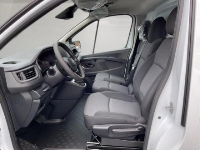RENAULT TRAFIC Extra L2H1 3000 Kg 2.0 Blue dCi 150cv EDC +  Pack Cargo 1 + TVA RECUPERABLE + NEUF 0KM