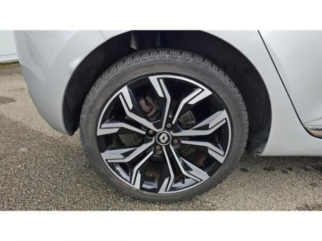 RENAULT CLIO Intens 1.0Tce 90cv X-Tronic + GPS avec écran 9,3 + Camera 360 + Pack Vision + JA17