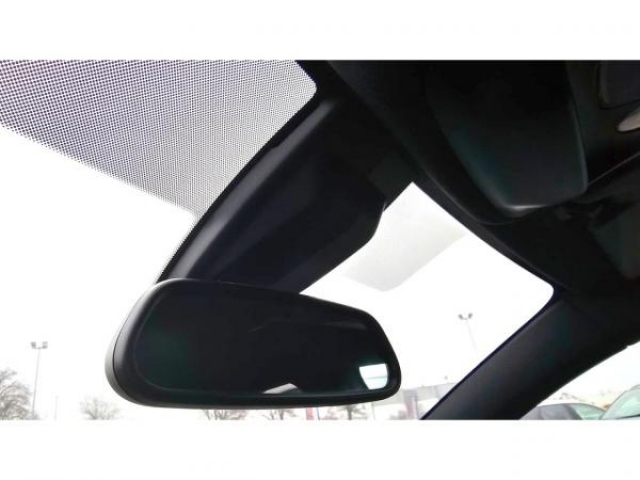 PEUGEOT 308 GT Pack 1.5 BlueHDi 130cv + Toit pano + Attelage + Pack Side Security + Roue de Secours