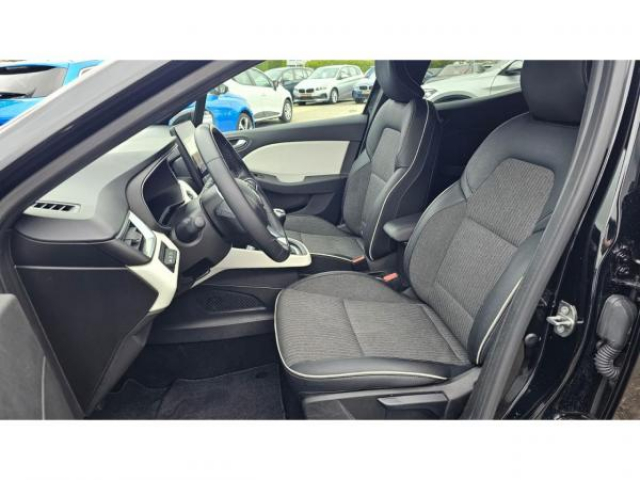 RENAULT CLIO Techno 1.0 Tce 90cv inclus camera de recul + Pack Full Screen + Radar AV