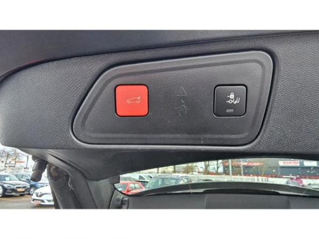 PEUGEOT 3008 Allure Pack 1.5 BlueHDi 130cv EAT8+Pack City2+Hayon motorise+Siege AV Chauffant