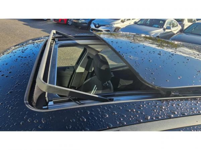 BMW SERIE 1 Advantage Pack Business 116d + Toit ouvrant + Navigation Pro + HIFI + Sièges av chauffants