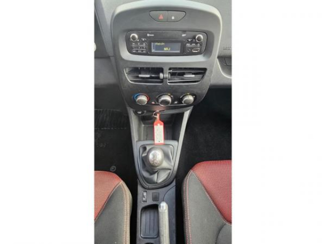 RENAULT CLIO Life 1.2i 16V 75cv