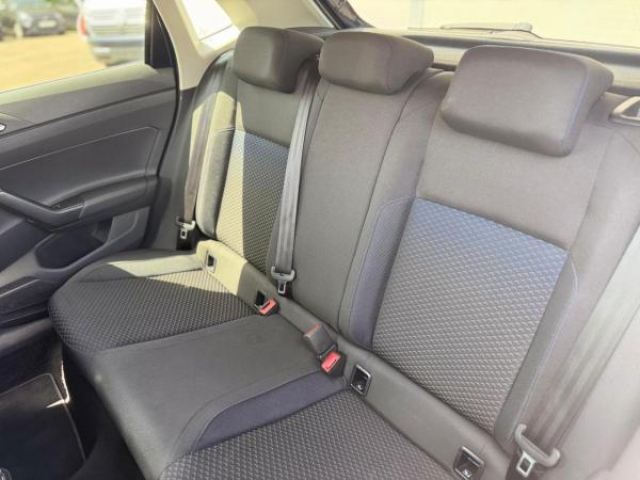 VOLKSWAGEN POLO UNITED 1.6 TDI 95cv + Antibrouillard AV + Vitres arriere et lunette arriere surteintées