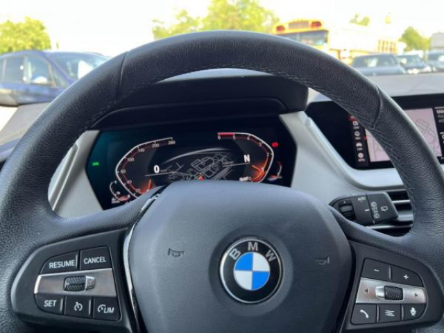 BMW SERIE 1 Advantage Pack Business 116d + Navigation Pro
