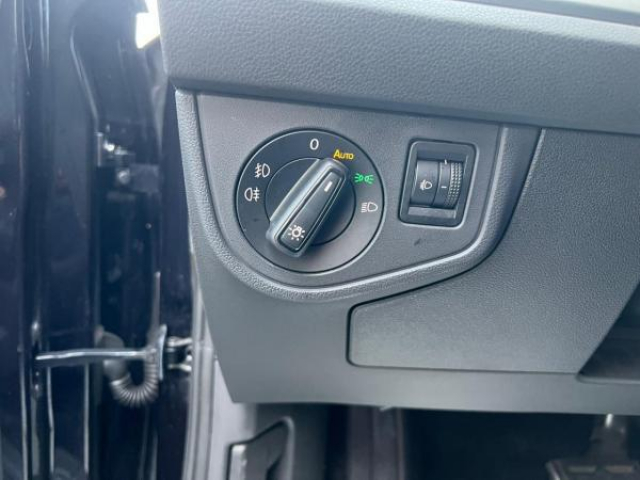 VOLKSWAGEN POLO R-Line 1.0 TSI 110cv DSG7 + Digital Cockpit PRO + Camera de Recul + Keyless Access + Sieges AV Chauf