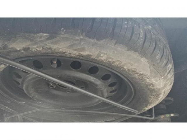 RENAULT KANGOO Zen 1.5 Blue dCi 95cv + Attelage + Antibrouillard + Roue de Secours