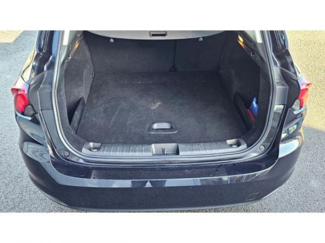 FIAT TIPO SW 1.0 FireFly Turbo 100cv + Système de Navigation