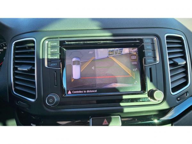 VOLKSWAGEN SHARAN Lounge 2.0TDI 150cv DSG 7pl+Cuir+Toit Pano+Camera+Xenon+Portes electriques+JA18+Alarme