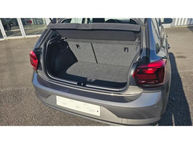 VOLKSWAGEN POLO Lounge 1.6 TDI 95cv + Antibrouillard AV + Radar AV et AR + Discover Media