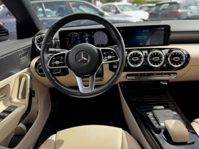 MERCEDES CLA Progressive Line 200D 8G-DCT + Pack Cuir + Carplay + HIFI Advanced + Sieges AV et Volant Chauffant