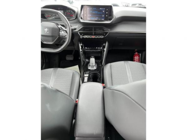 PEUGEOT 2008 Allure Pack 1.5 BlueHDi 130cv EAT8 +Sièges avant chauffants