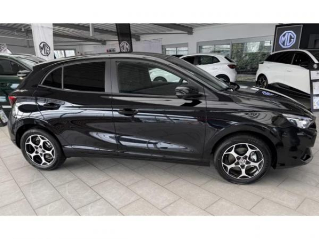 MG MOTOR MG3 Luxury 1.5 Hybrid+ 195cv inclus Caméra 360 + similicuir + NEUF 0KM