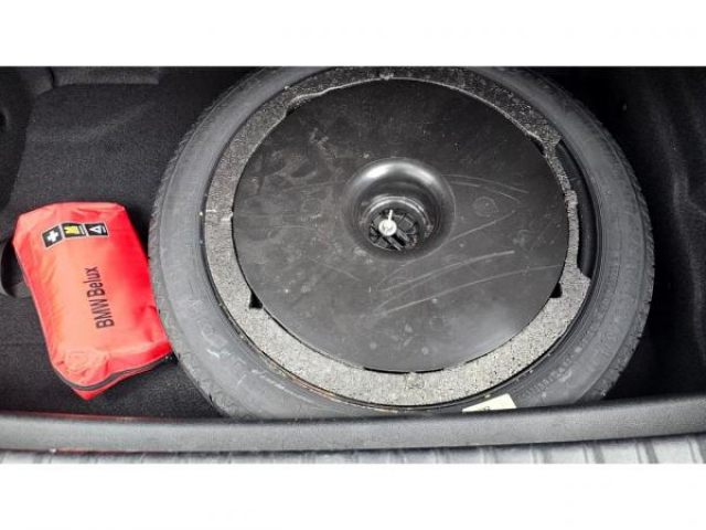 BMW SERIE 1 Advantage 116dA + Radar AV et AR + Régulateur de vitesse + Jantes 16 + Roue de secours