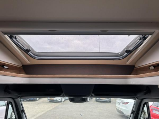 HYMER ML-T HYMER 570 4x4 V6 3.0l 419 CDi 190 CV BVA 7G-TRONIC TVA RECUPERABLE