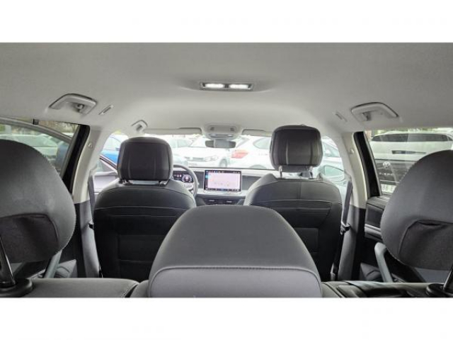 VOLKSWAGEN Passat SW Life Plus 1.5 eTSI 150cv DSG7 + Attelage Trailer Assist +  Pack Wellness 2 + Pack Business