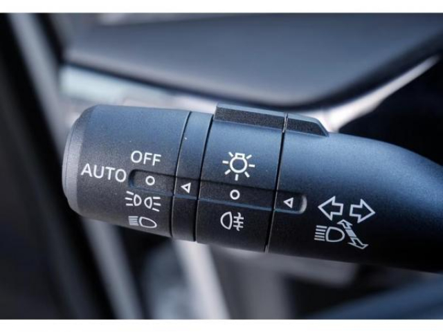 MG MOTOR MG3 Luxury 1.5 Hybrid+ 195cv inclus Caméra 360 + similicuir + NEUF 0KM