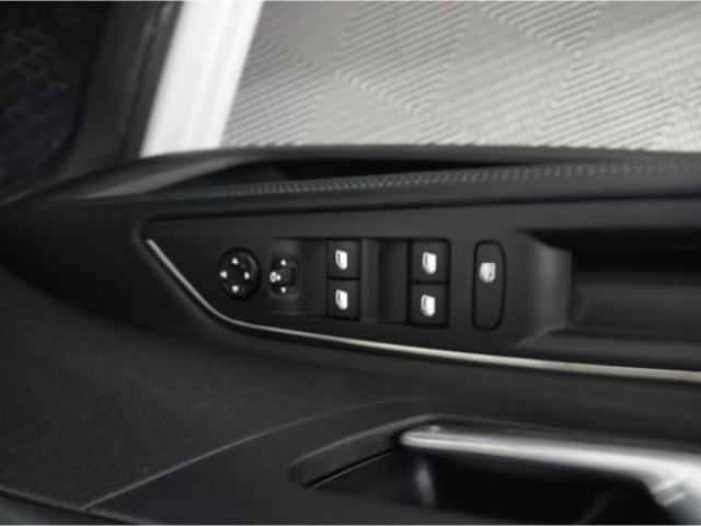 PEUGEOT 3008 Allure Pack HYBRID 225 e-EAT8 + Pack City 2 + Pack Drive Assist Plus