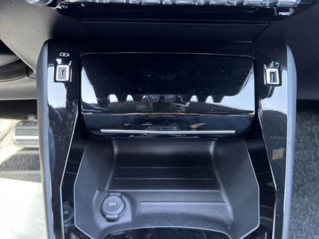 PEUGEOT 208 GT 130cv EAT8 + NEUF 0KM