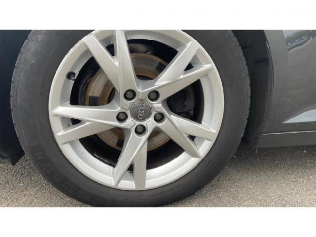 AUDI A4 AVANT Sport Business 35 TDI 150cv S-tronic + Sellerie Cuir