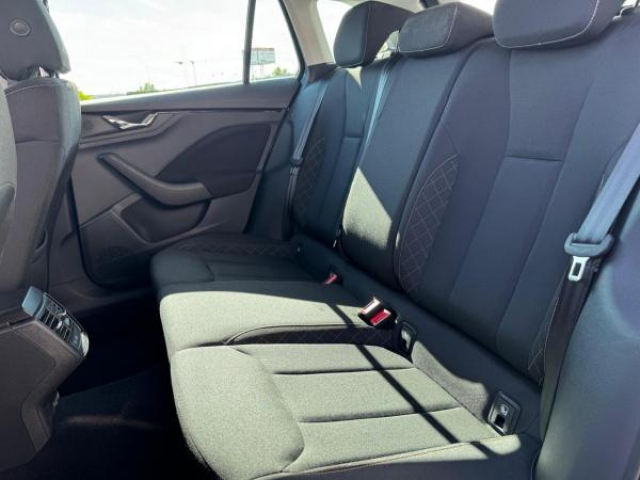 SKODA SCALA Ambition 1.6 TDI 116cv DSG7 + Digital Cockpit + Attelage Elec + Sièges AV Chauffant