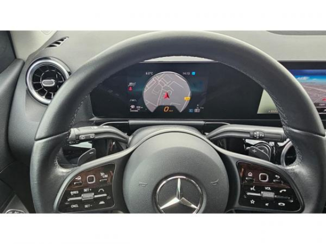 MERCEDES CLASSE B Style Line 180d BVA 7G-DCT + Pack stationnement camera + Pack rétroviseur + Grand GPS