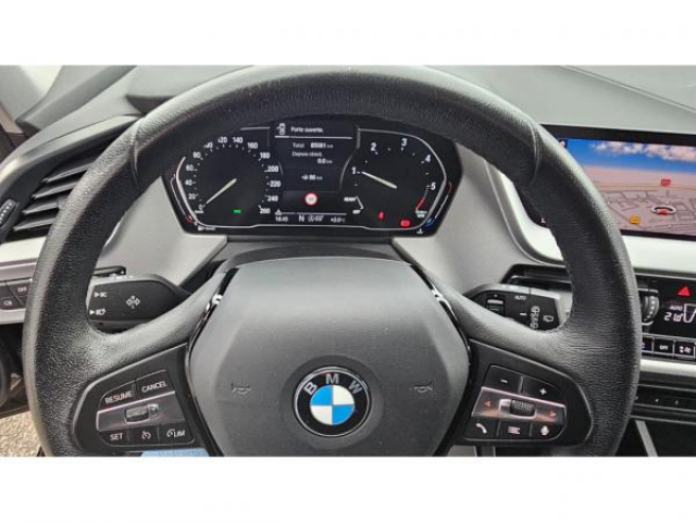 BMW SERIE 1 Advantage 116d + Carplay + Radar AV et AR + Régulateur de vitesse + JA 548