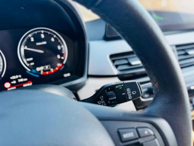 BMW X1 Design sDrive 16dA + Cuir + Sieges AV Chauffant + Affichage HUD + Carplay