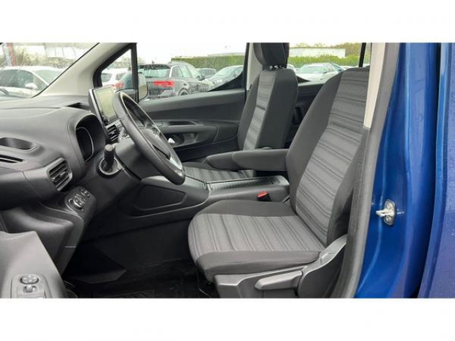 OPEL combo life Edition 1.5 CDTI 130cv + Toit Panoramique + Radars AV et AR + Affichage tête haute + RS