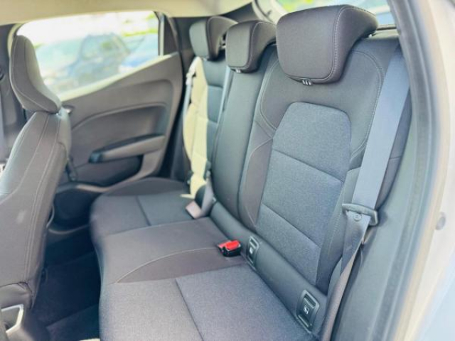 RENAULT CLIO Equilibre 1.0 Tce 90cv + Pack Navigation avec Radio Numérique DAB et Carplay + RS