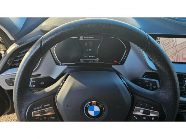 BMW SERIE 1 Advantage Pack Business 116d + Toit ouvrant + Navigation Pro + HIFI + Sièges av chauffants
