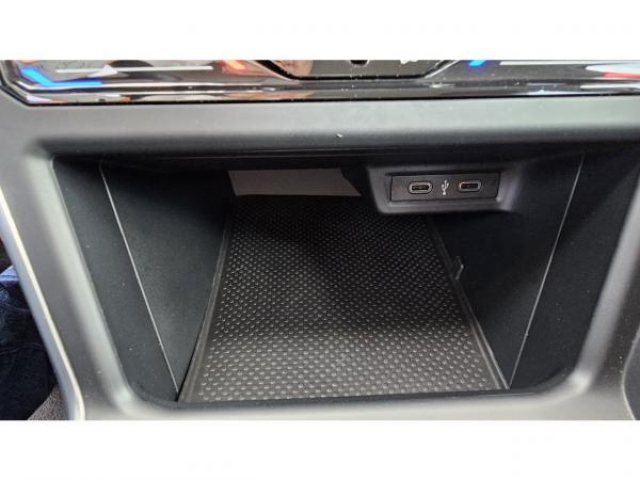 VOLKSWAGEN POLO Life Plus 1.0 TSI 95cv + Climatisation Automatique + Camera de recul