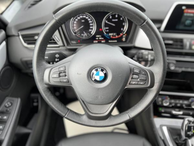 BMW SERIE 2 Avantage Business Edition 216dA 7 Places + Similicuir + Sièges AV Chauffant + Attelage