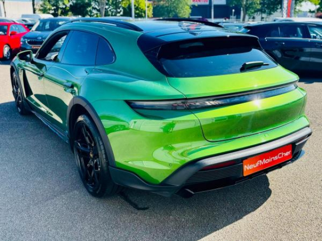 PORSCHE Taycan Cross Turismo 4  Exclusive Manufaktur 93,4 kWh 476cv + MATRIX + Ecran Passager + Toit pano + Pack Chrono