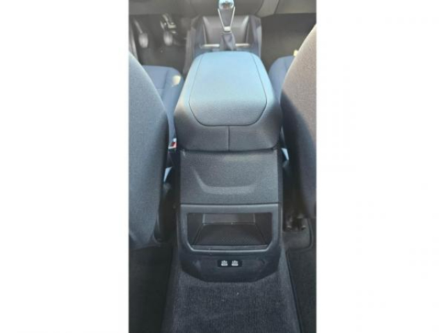 BMW SERIE 1 Advantage Pack Business 116d + Navigation Pro + Attelage Amovible