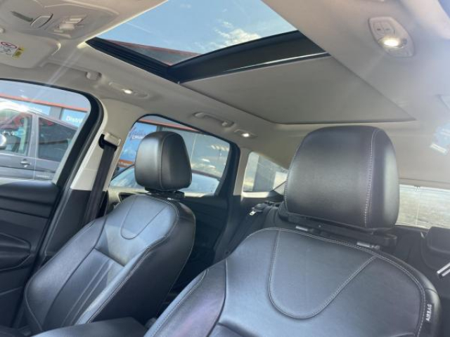 FORD KUGA 2.0 TDCi - 140 4x2  Sport Platinium