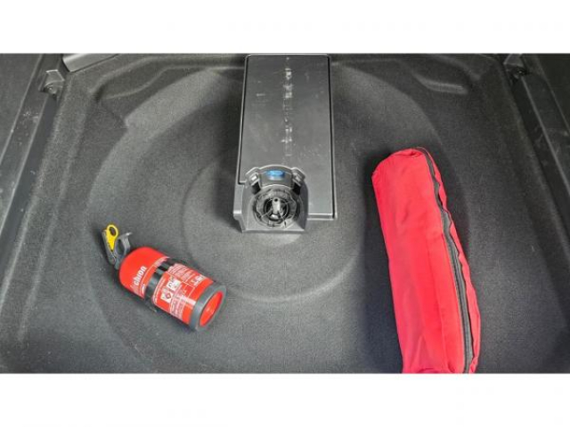 PEUGEOT 3008 Allure Pack 1.5 BlueHDi 130cv EAT8+Pack City2+Hayon motorise+Siege AV Chauffant