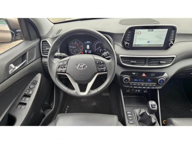HYUNDAI TUCSON INTUITIVE 1.6 CRDi Hybrid 48V 115cv + Sièges avant chauffants