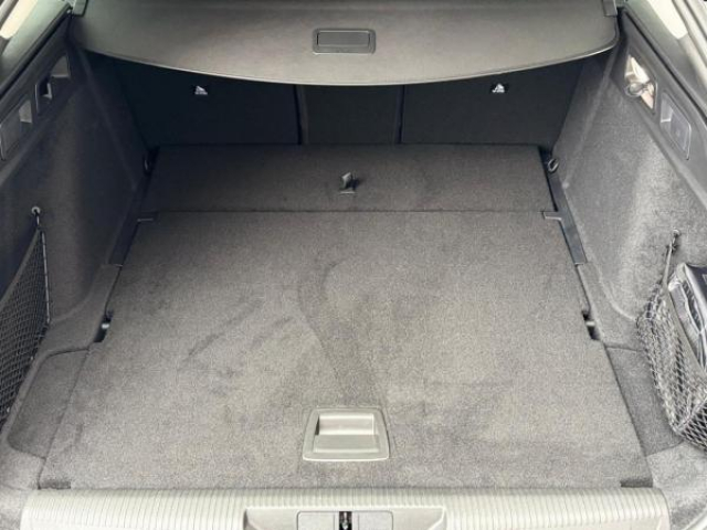 PEUGEOT 308 SW Allure 1.5 BlueHDi 130cv EAT8 + Camera 360 +Sieges AV Chauffants + ADML + Attelage