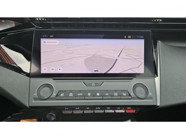 PEUGEOT 308 SW ACTIVE PACK 1.5 BlueHDi 130cv EAT8 + Sièges AV chauffants + Attelage + Navigation connect