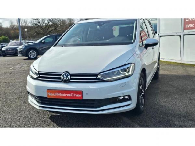 VOLKSWAGEN TOURAN Lounge 2.0 TDI 150cv DSG7 7places + Pack LED directionnel + Toit Ouvrant + Camera de Recul + JA17