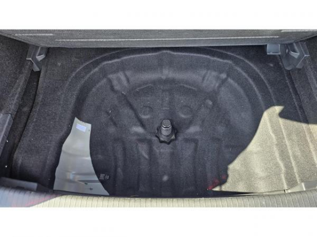 VOLKSWAGEN GOLF TrendLine 1.6 TDI BlueMotion 105cv 1ère Main + Toit ouvrant électrique + GPS