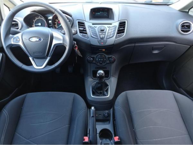 FORD FIESTA Trend 1.25i 82cv