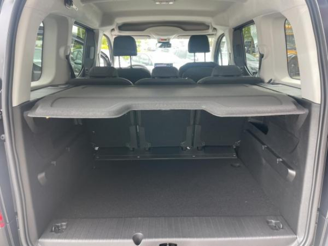 CITROEN BERLINGO Max VP M 1.5 BlueHDi 130cv EAT8 +Pack Techno + Navigation et Mirror Screen + NEUF 0KM