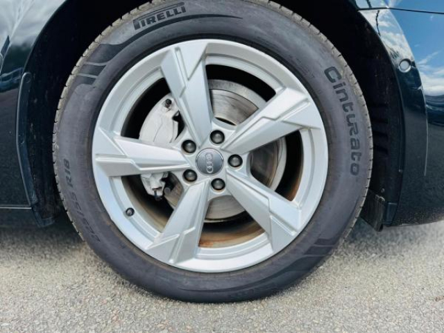 AUDI A6 AVANT Sport 35TDI S-tronic + Matrix + Cuir + Camera panoramique + Toit panoramique + MMI Plus