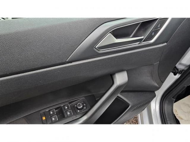 VOLKSWAGEN TAIGO R-Line 1.0 TSI 110cv DSG7 Pack Design Black