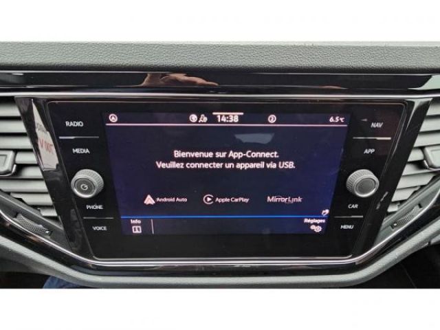 VOLKSWAGEN T-ROC STYLE 2.0 TDI 150cv DSG7 Black Style + Attelage + Camera de recul + Hayon elec + Navigation + JA18