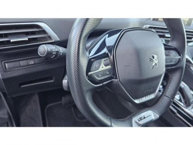 PEUGEOT 3008 GT Line 1.5 BlueHDi 130cv EAT8 + Advanced Grip Control + Pack city 2 + Pack Drive Assist